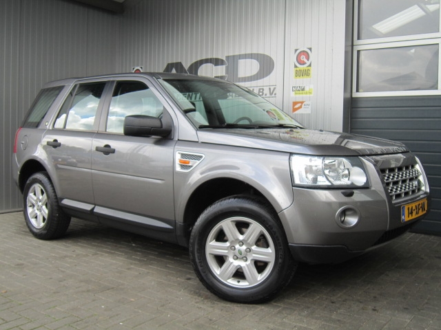 <p>
	freelander 2009</p>
